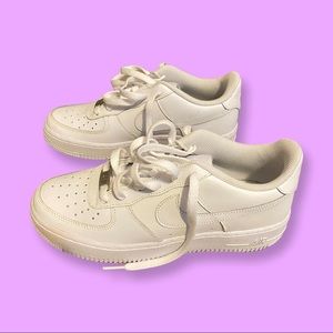 Nike Air Force One’s (White)
